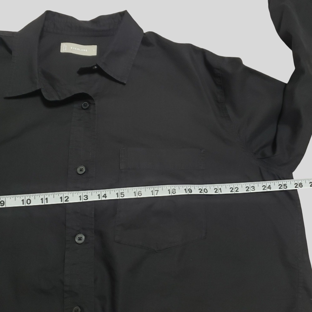 Everlane Womens Black Cotton Boxy Cropped Button Down Shirt Large Long Sleeve - Picture 6 of 9